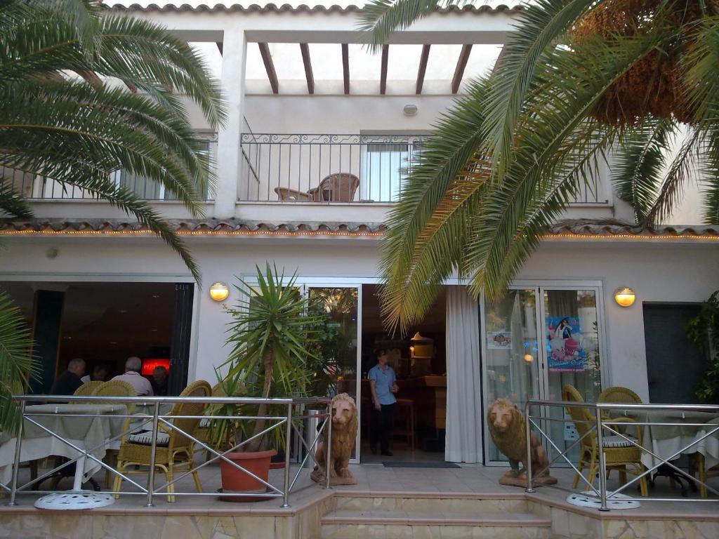 Hostal Leo D'Or Cala D´Or Buitenkant foto